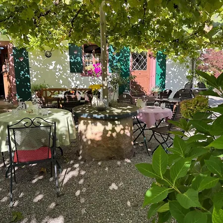 Gemuetliches Wohlfuehl-apartment Am Stadtrand Von Freiburg, Freiburg Im Breisgau 아파트 Merzhausen