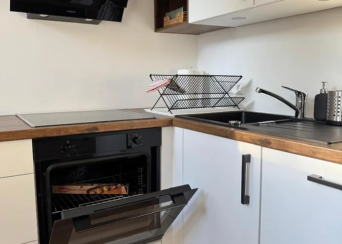 Gemuetliches Wohlfuehl-apartment Am Stadtrand Von Freiburg, Freiburg Im Breisgau